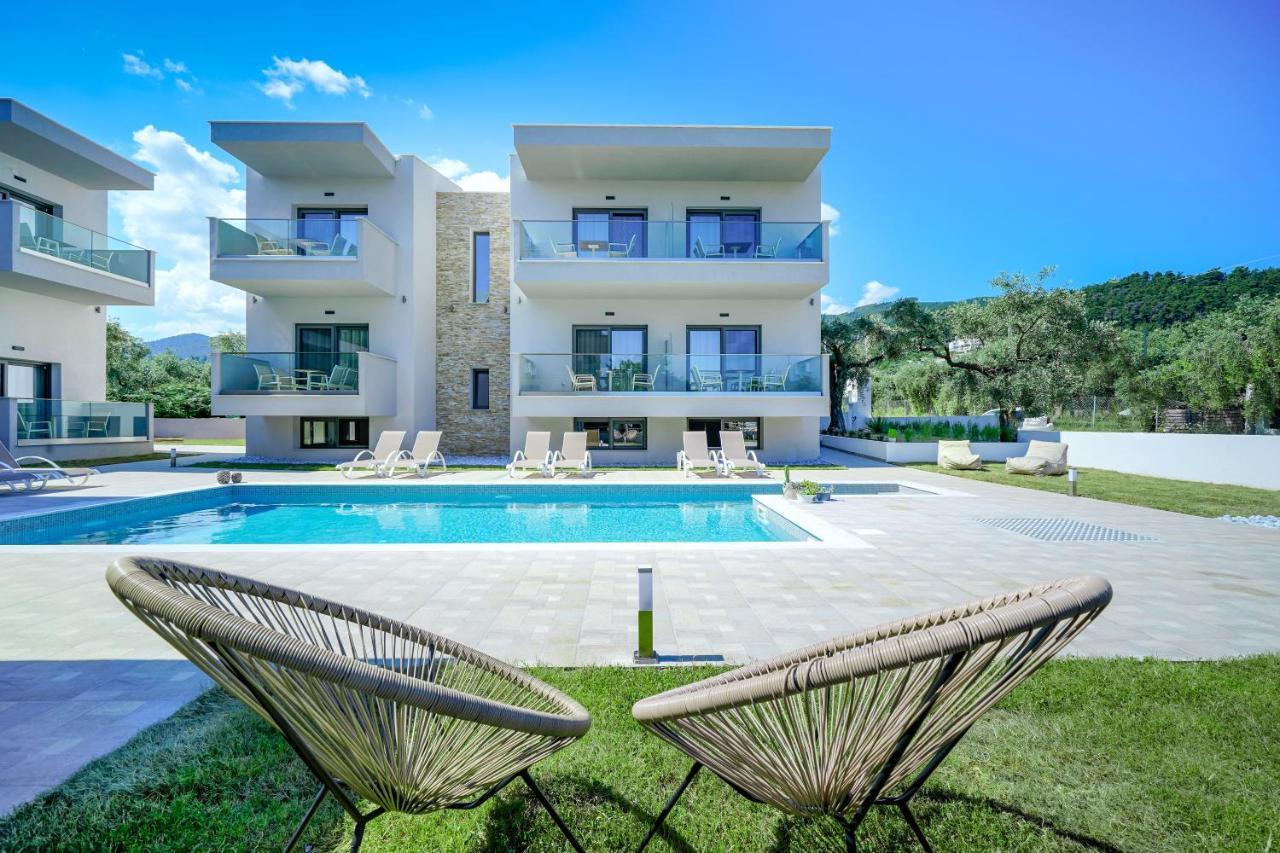 Aquamarine Luxury Rooms Thassos ภายนอก รูปภาพ